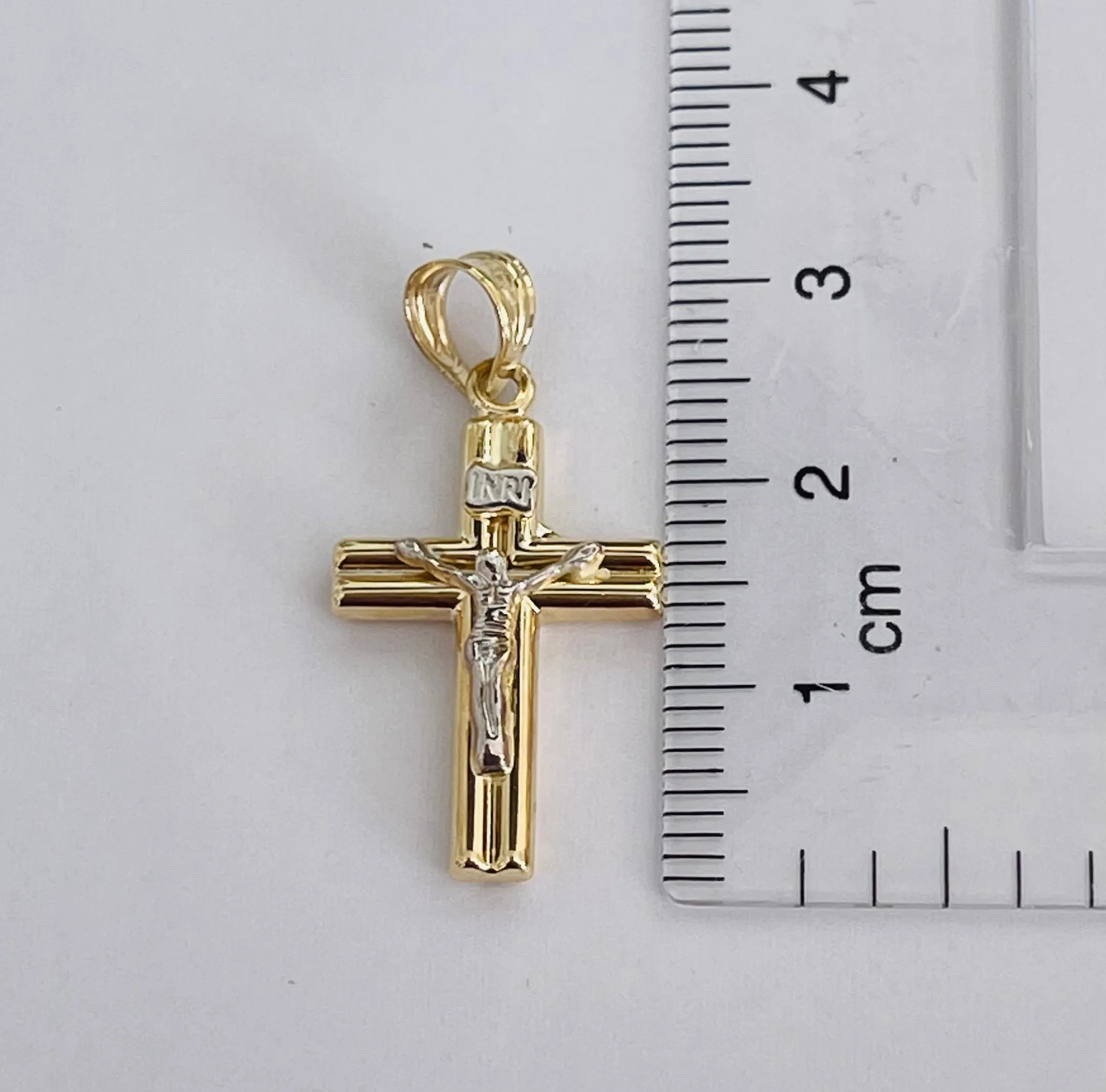 Cross pendant