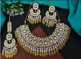 Kundan Choker Necklace & Earring Set