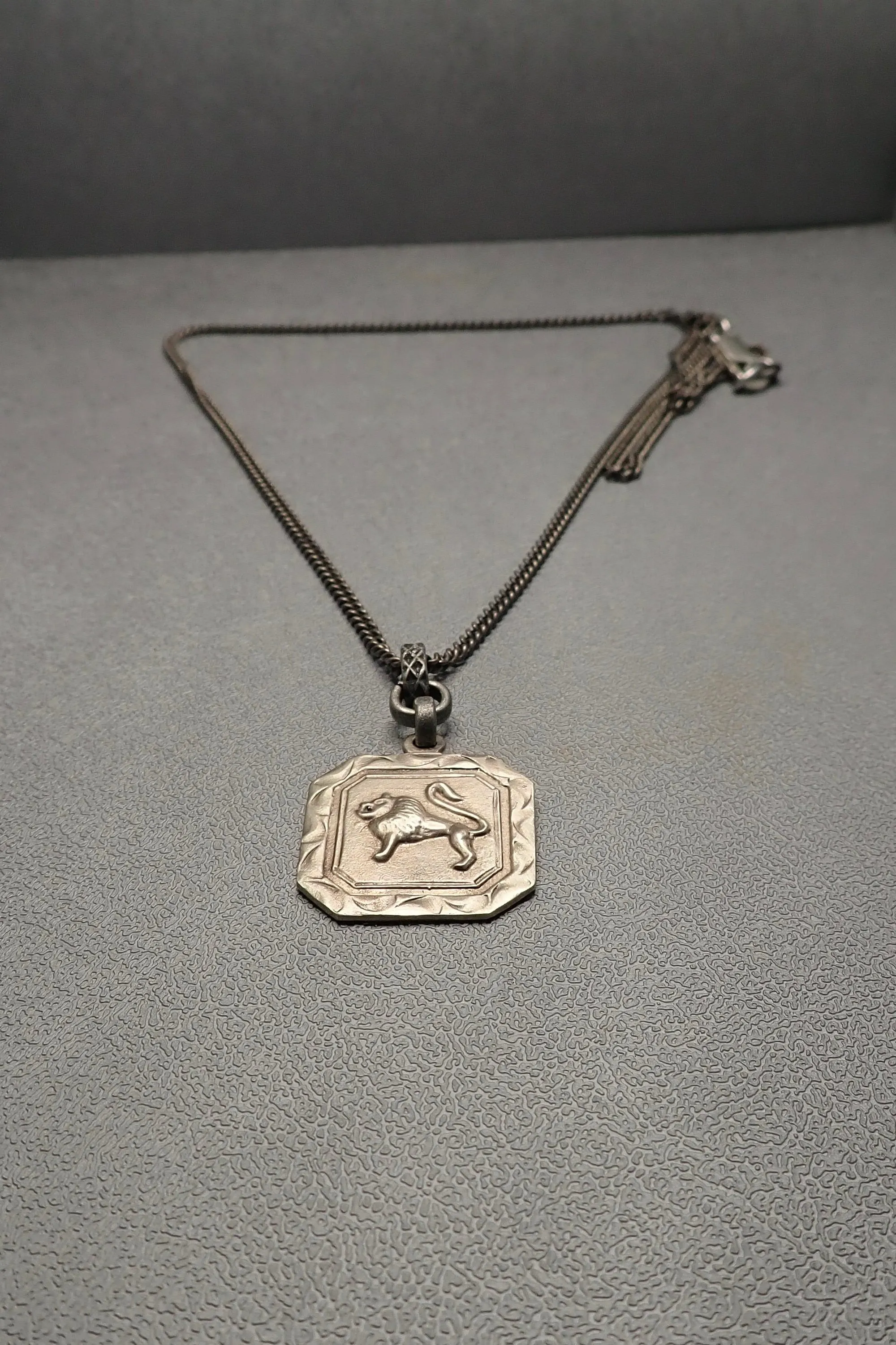 LION PENDANT