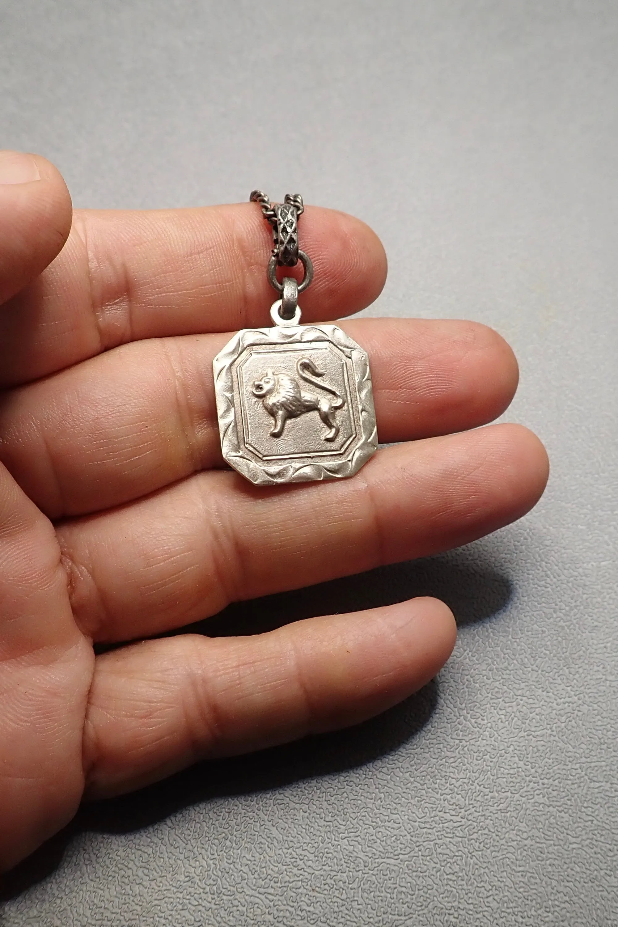 LION PENDANT