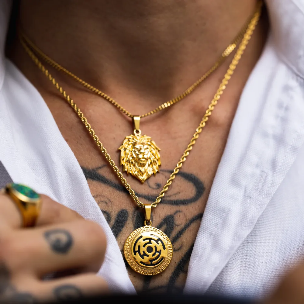 Maze Pendant - Gold