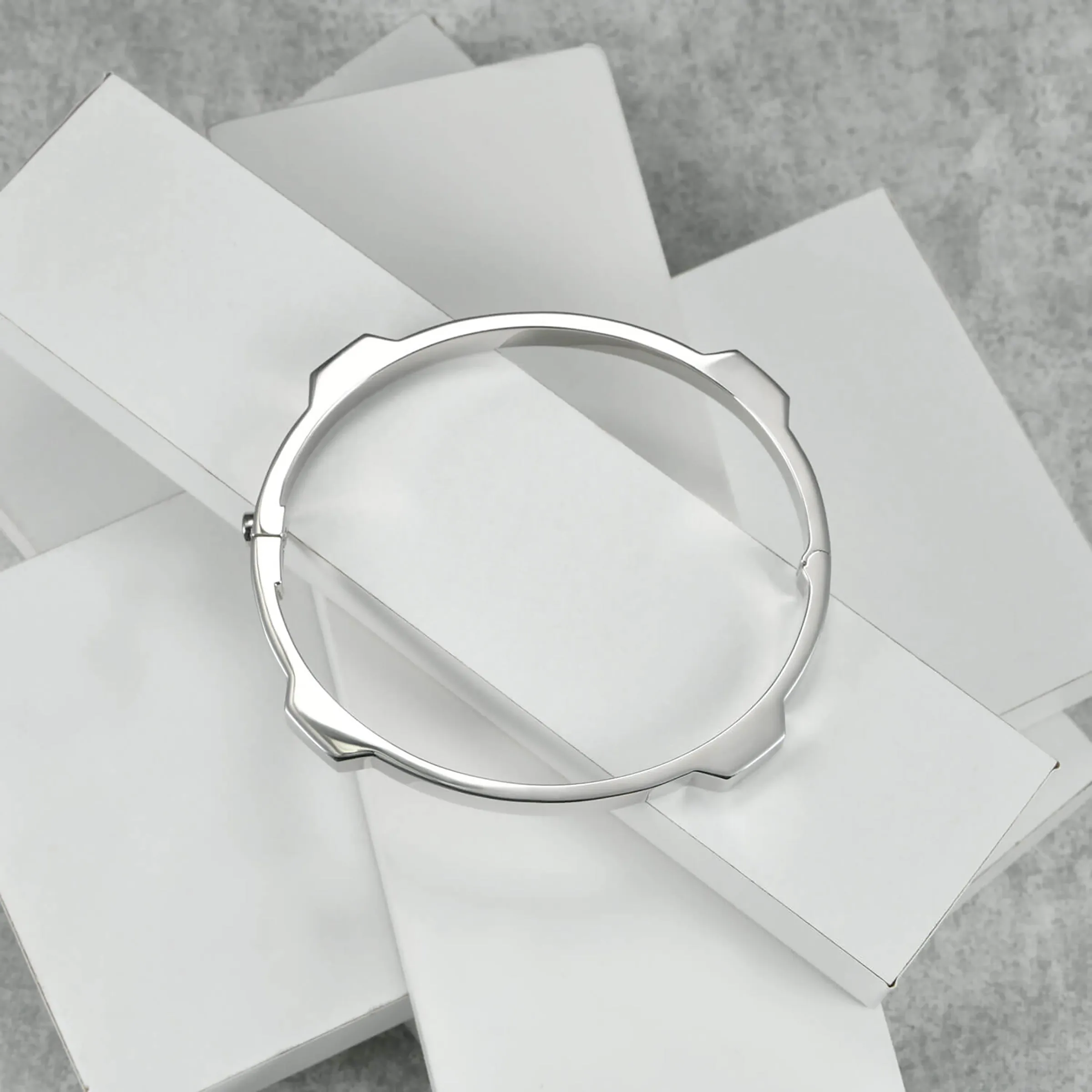 Minimalist Future Style Round Bangle Bracelet