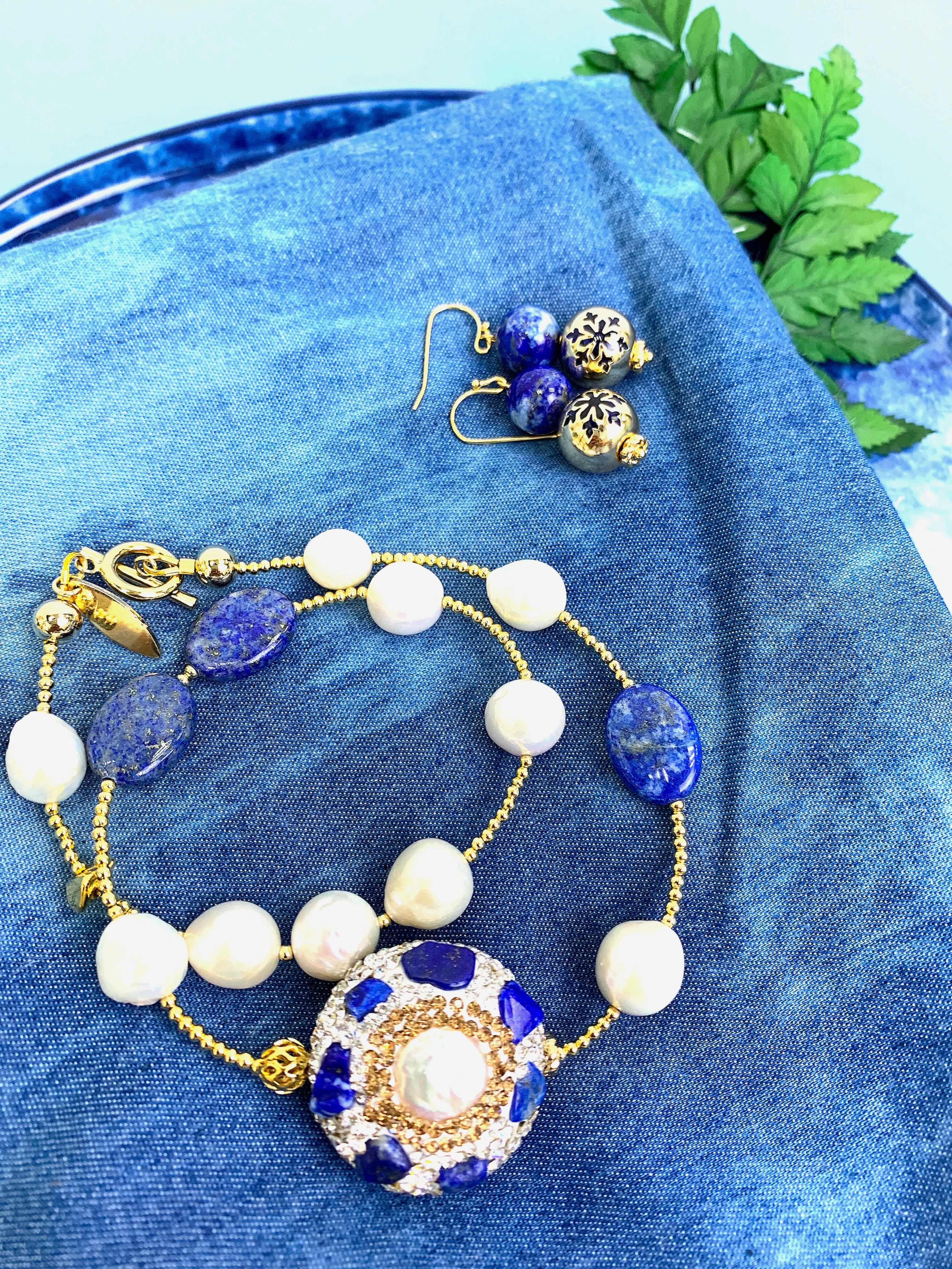 Pearls and Lapis Rhinestone Double Layers Bracelet / Choker GB050