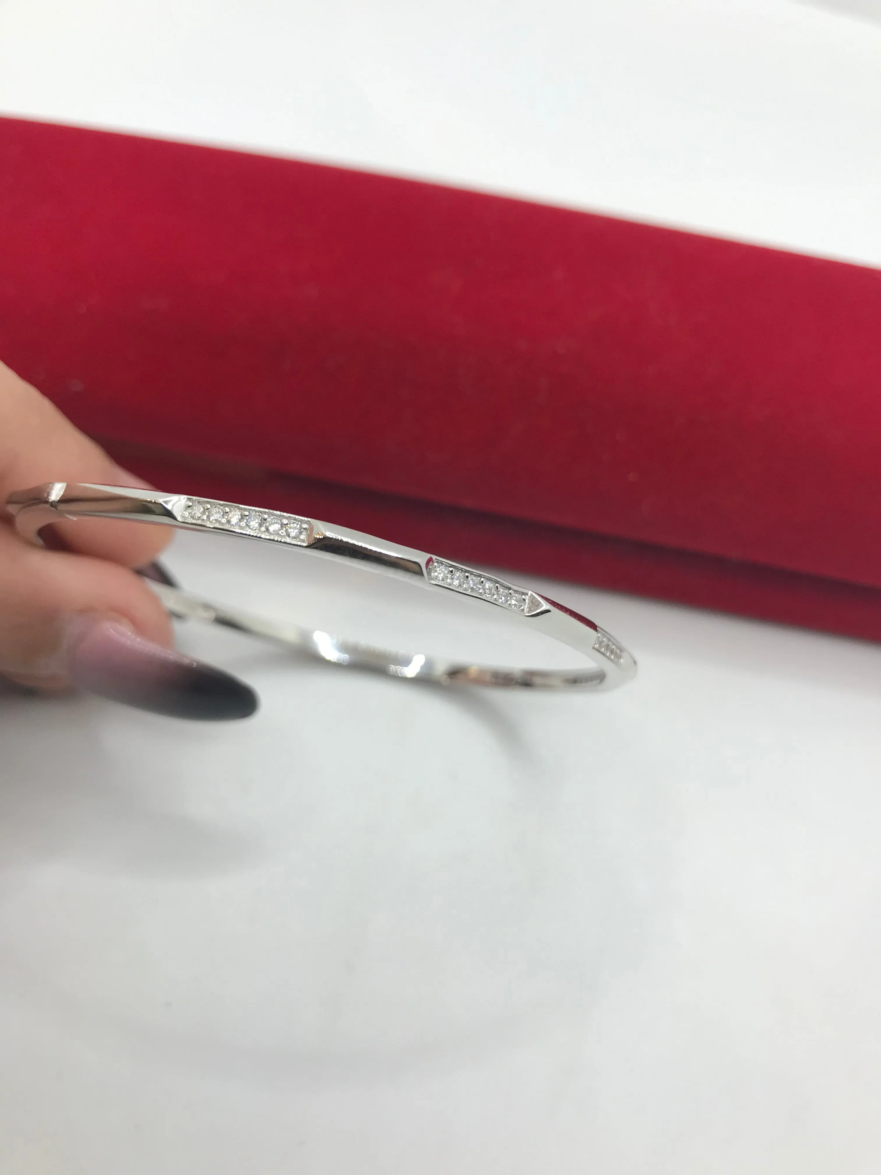 Real silver CZ stone bangle