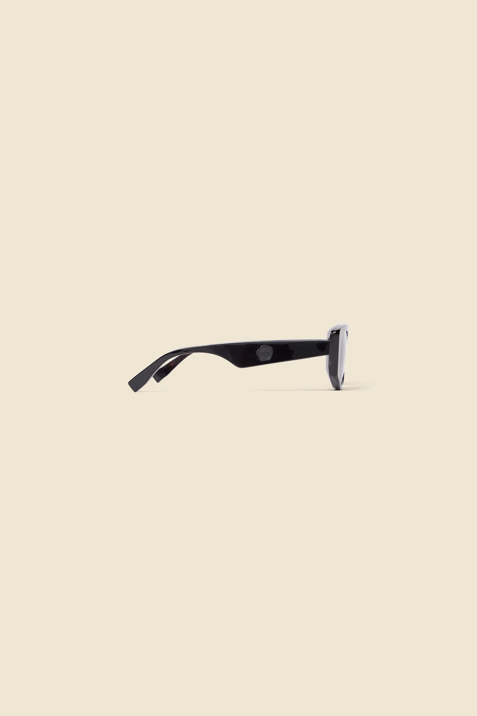 SEMI-OVAL BEVEL SUNGLASSES