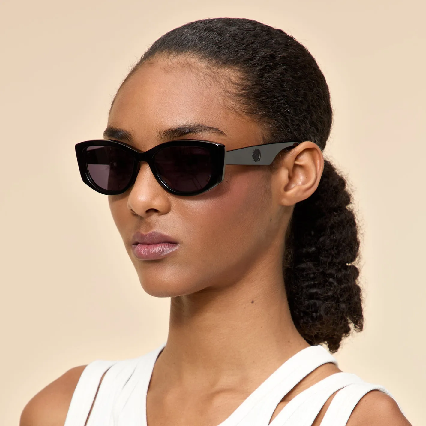 SEMI-OVAL BEVEL SUNGLASSES