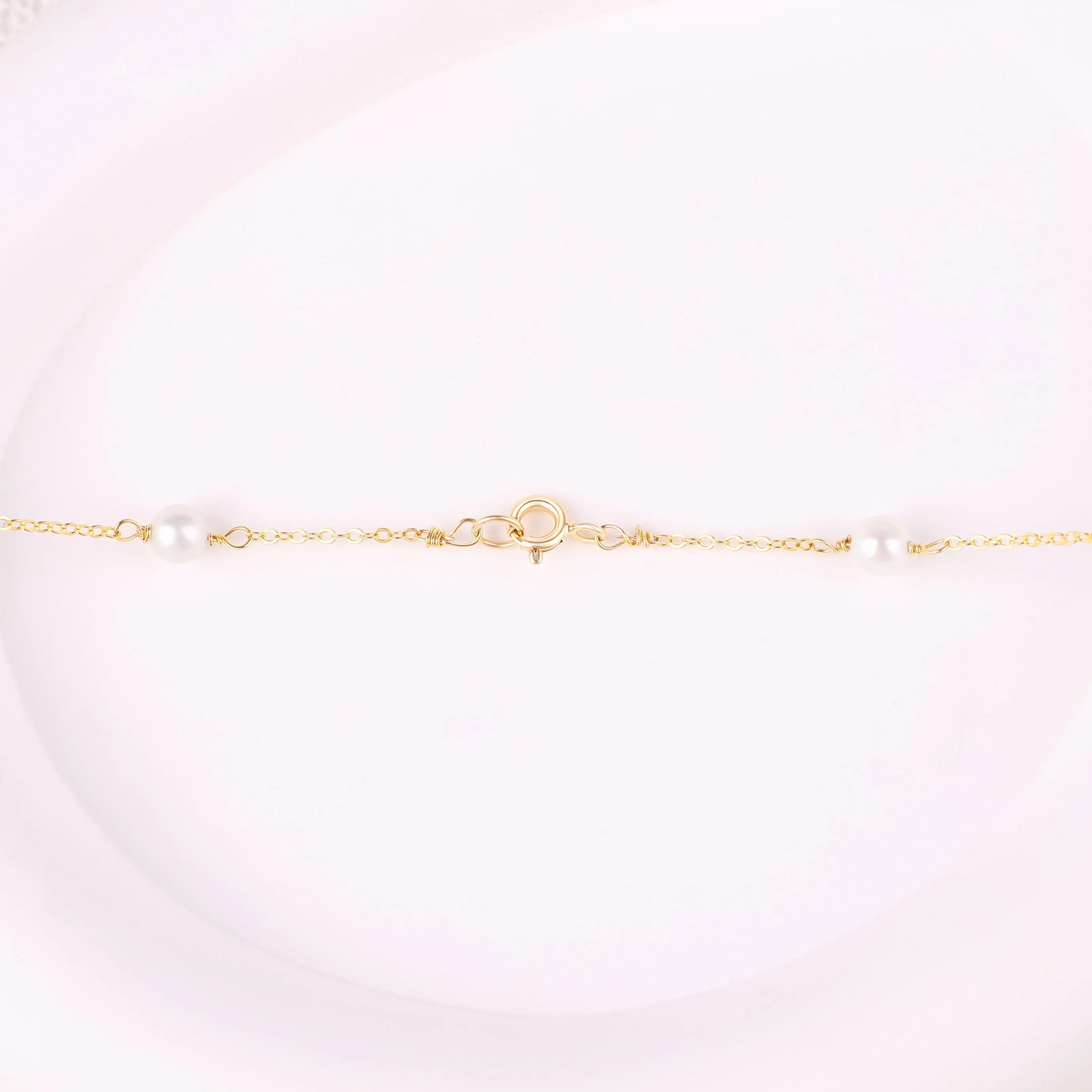 Ten Pearl Choker