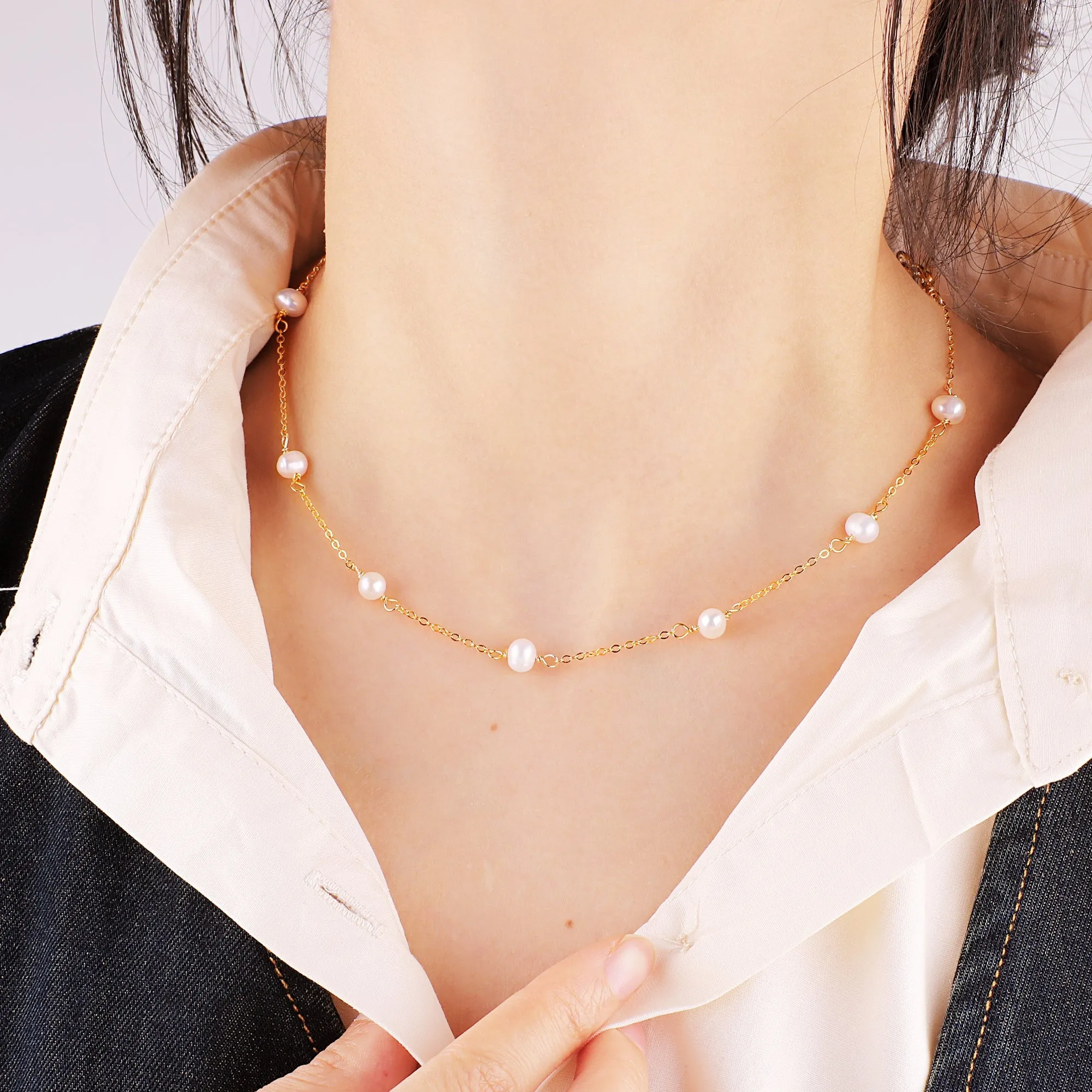 Ten Pearl Choker